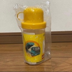 トミカ　プラスティック水筒