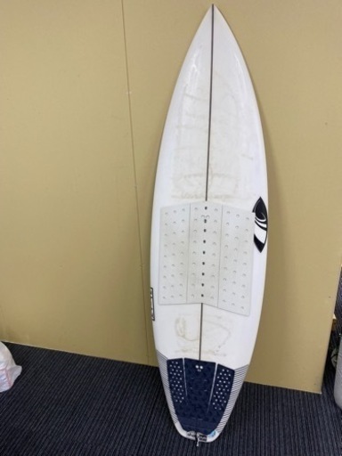 シャープアイ　ストームズ5.9 五十嵐カノアFCS2フィン付きサーフボード