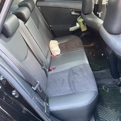 30プリウス後期　人気のブラックの画像