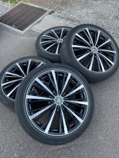 18インチ　ホイール　タイヤ