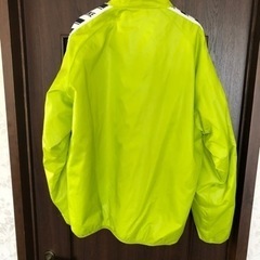 ナイキ    ウインドブレーカーの画像