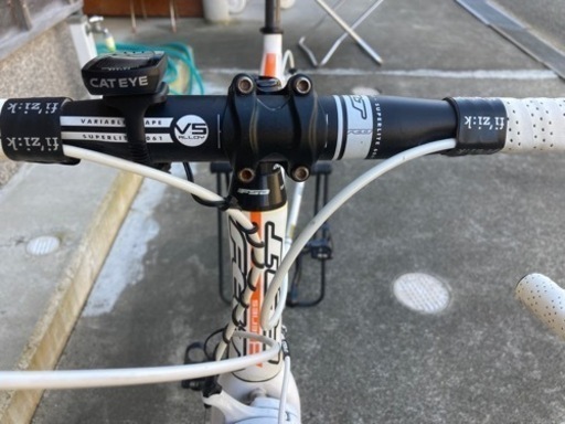 FELT F85 グロスホワイト56サイズ【105搭載】