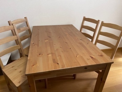 【10/30まで！】IKEA ヨックモック　フルセット(テーブル＋イス4脚セット)