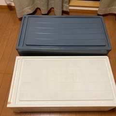 早い者勝ち！カラーボックス　2つの画像