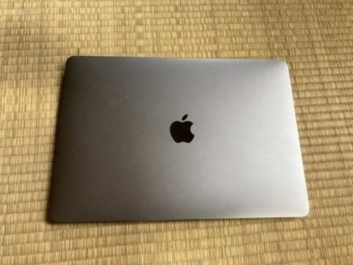 MacBook pro 13inch 2017  逗子葉山近辺まで取りに来てくださる方