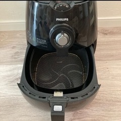 ノンフライヤー　PHILIPS HD9220/27  中古品