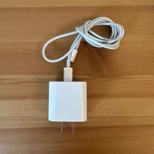 iPhone充電器