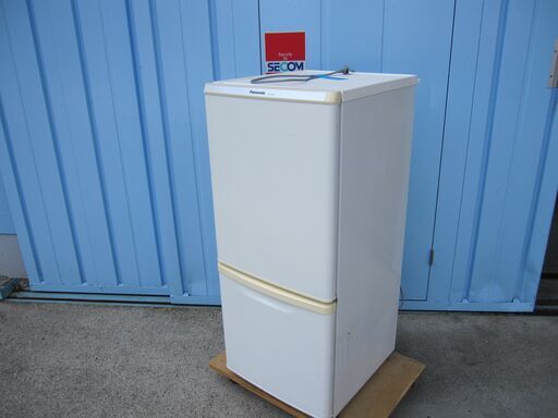 2ドア冷蔵庫　Panasonic　NR-B145W-W　冷凍44L　冷蔵94L