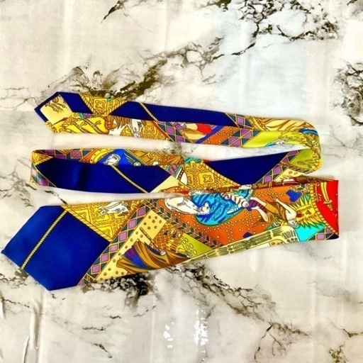 ガレ柄　⭐︎ HERMES ⭐︎ ユニセックス　ネクタイ　スカーフ　希少柄