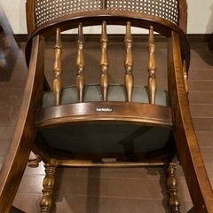 カリモク・チェアーの画像