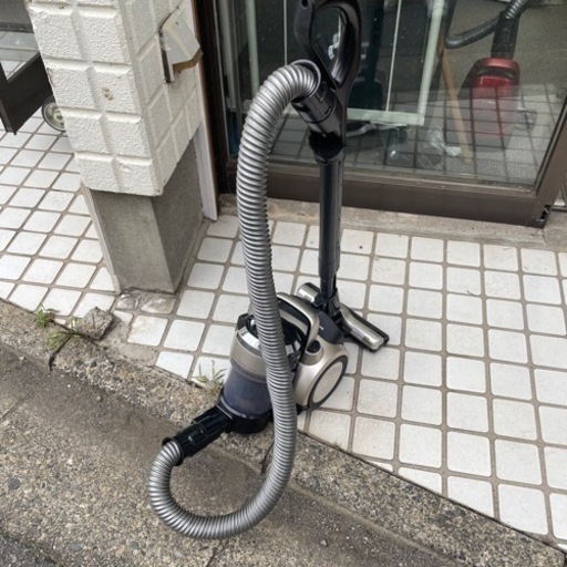 2018年製 東芝 掃除機 VC-BK550