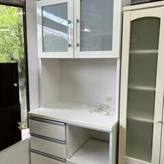 ホワイト　食器棚入荷！！NO25