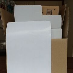 段ボール　３箱の画像