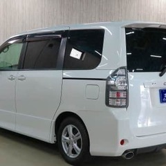 自己破産、任意整理…過去は関係なし♪　トヨタ☆ヴォクシーの画像