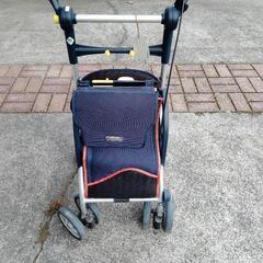 シルバーカー　手押し車の画像