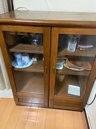 食器棚　カップボート　収納棚