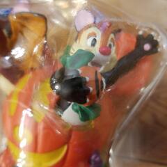 ディズニーリゾート 2005 ハロウィン チップとデール フィギュアリン ケースの画像