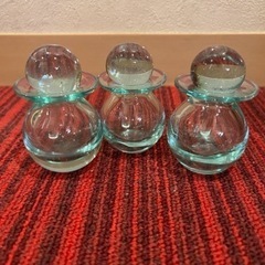 バリ島で購入 オイルポット3個セットの画像