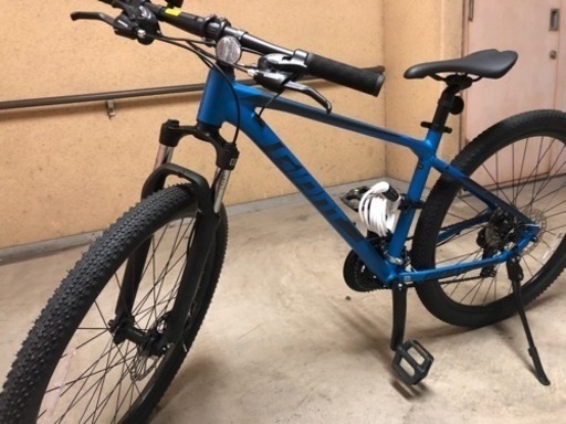 GIANT マウンテンバイク