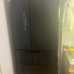 三菱6年式冷蔵庫  木目調 6ドア  自動製氷機能有り