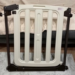 【値下げしました】日本育児ベビーゲートの画像