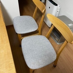 ダイニングテーブル用のイスセット