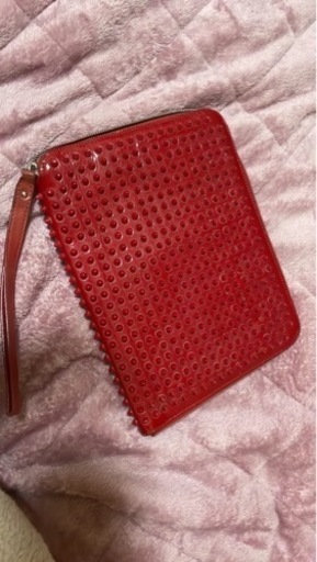 ルブタン　値下げ可能性　クラッチバッグ