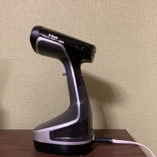 ティファール ガーメントスチーマー　ブラック DT8111JO