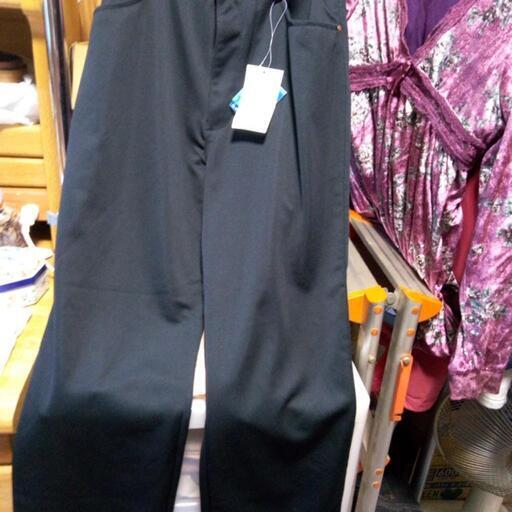 スラックス