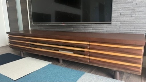 テレビボード