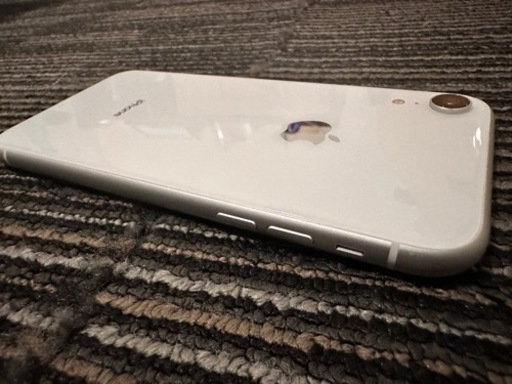 iPhone XR white 128 GB SIMフリー