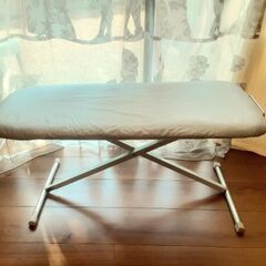  軽量 スタンド式 アイロン台 グレー 約W82XD37XH38~78cm  高さ調節  スチールメッシュ構造の画像