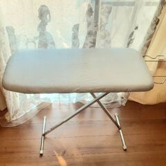  軽量 スタンド式 アイロン台 グレー 約W82XD37XH38~78cm  高さ調節  スチールメッシュ構造の画像