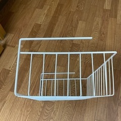 棚に追加する籠の画像
