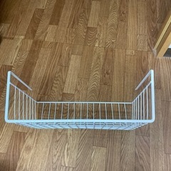棚に追加する籠の画像