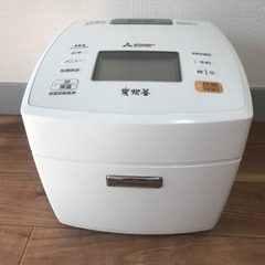 三菱炊飯器　NJ-VV106 格安(2990円)の画像
