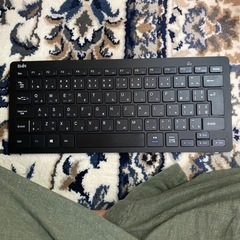 ワイヤレスキーボードの画像