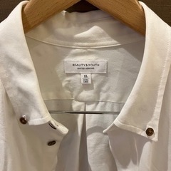 アローズの白シャツ　2枚セットの画像