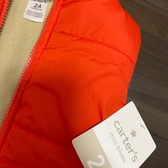❄️⛄️再値下♬新品未使用タグ付きcarter'sカーターズベビーキッズ冬用ベストの画像