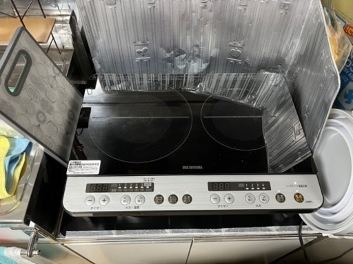 2口IHコンロ(脚付） ブラック IHK-W13S-B【値段交渉有