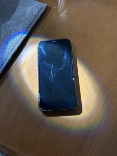 携帯変えたため、iPhone11Pro カラー黒　　ギガ数は250くらいです