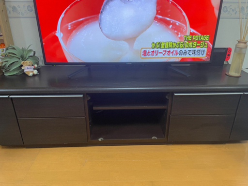 テレビボード