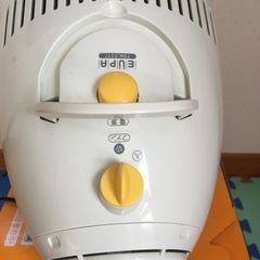 暖房器具ハロゲンファンヒーターの画像