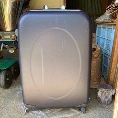 スーツケース　受付終了の画像