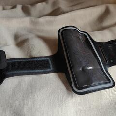 【予約済み】腕につけるスマホ専用ケース