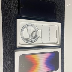 iPhone SE 第3世代 64G バッテリー100% 美品です！