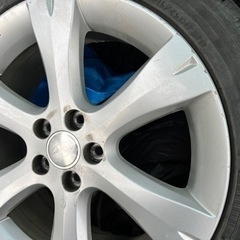 スバルBP5純正ホイール（スタッドレスタイヤ付）の画像