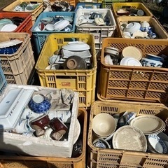 福岡市周辺　食器関係　小物関係　主張買取します　価格は下に書いてます