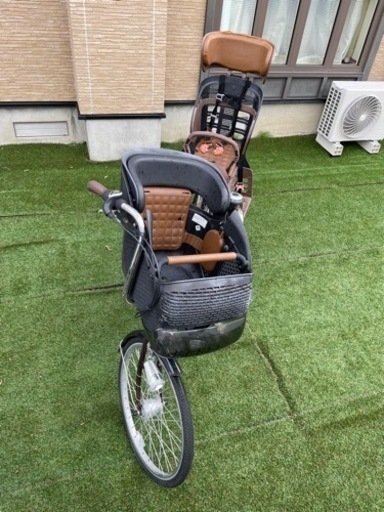 残り2日　倉庫に持って行くため　自転車　三人乗り　2台　黒　茶色