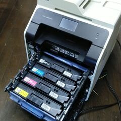 ジャンク品。ブラザーのカラー複合機です。の画像